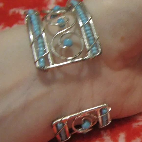 Silver Filigree Wire 1″ Cuff Bangle with Turquoise Color Blue Beads