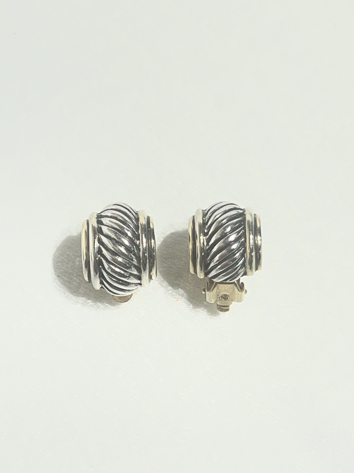 Vintage Two Tone Twisted Cable Hoop Earrings Clip On Omega Back Unbranded