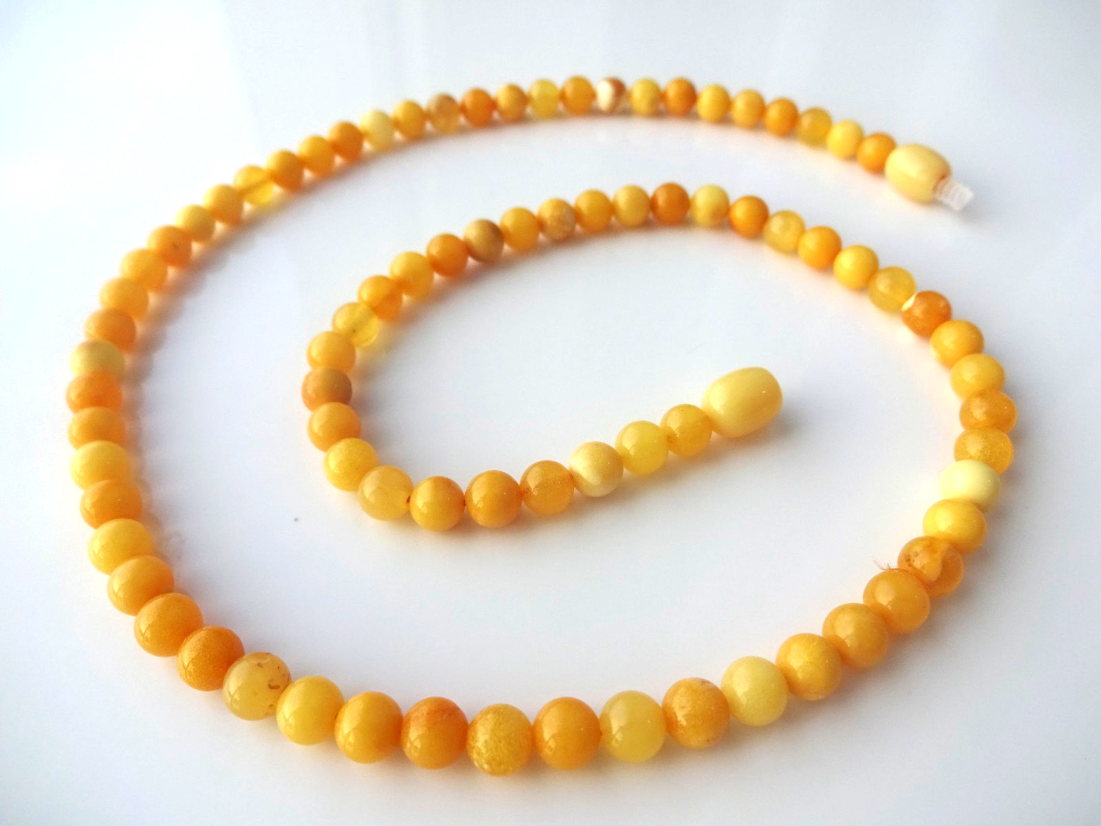 Genuine Baltic Amber Necklace – Natural Butterscotch Beads – 17.7 Inches, 45cm