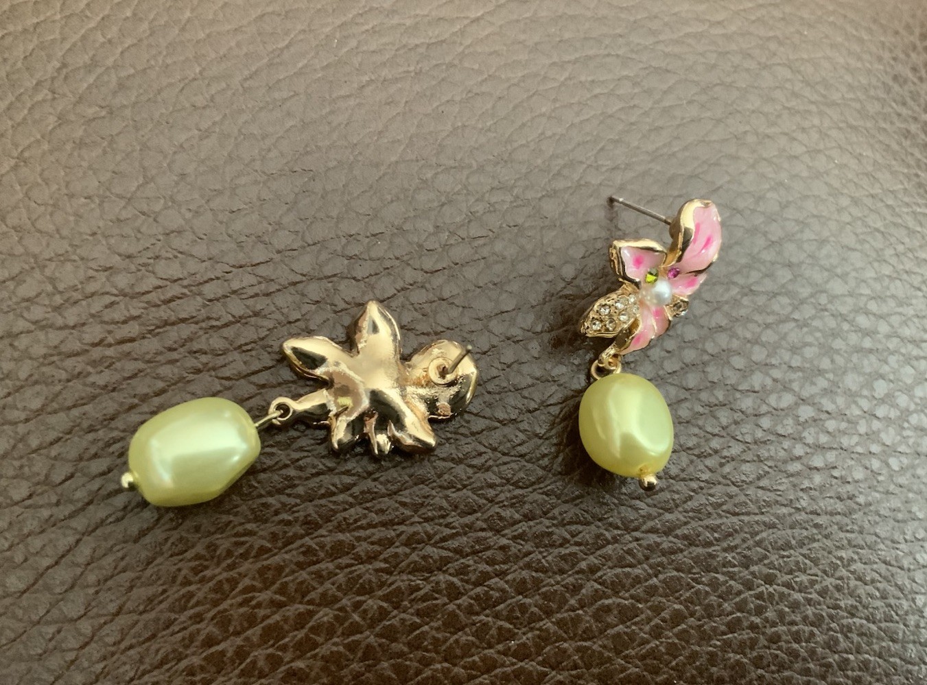 Pearl Earrings Flower Solanales Molten VTG Baroque Gold CZ Cottagecore Botanical