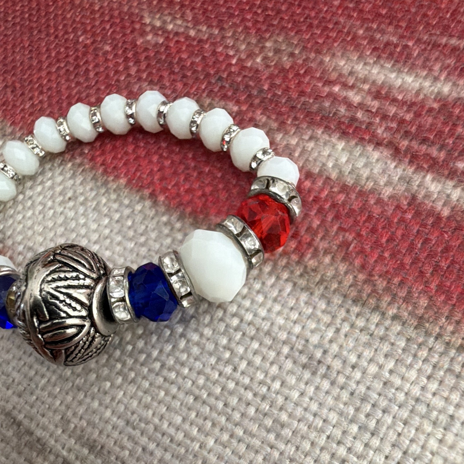 Child’s Red White & Blue Glass Beaded Stretch Bracelet w/ Silver Tone Charm Bead