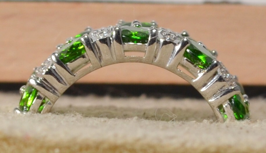 RUSSIAN CHROME DIOPSIDE-WHITE ZIRCON-SIZE 6 MULTI-ROW BAND RING-RHOD/STER SILV