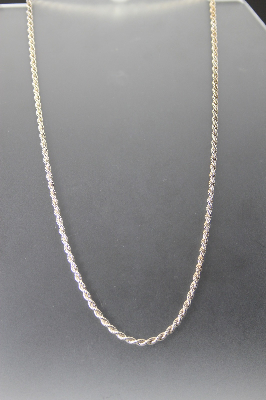 Toned Sterling Silver 925 Rope Chain 18″ Long Necklace 9.4 Grams NEC5961