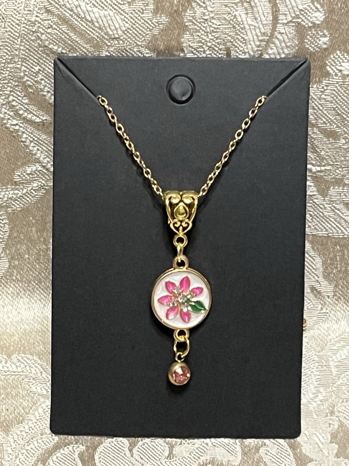 Retro Floral Gem Enamel Pendant Gold 18” Necklace Bohemian Floral Novelty