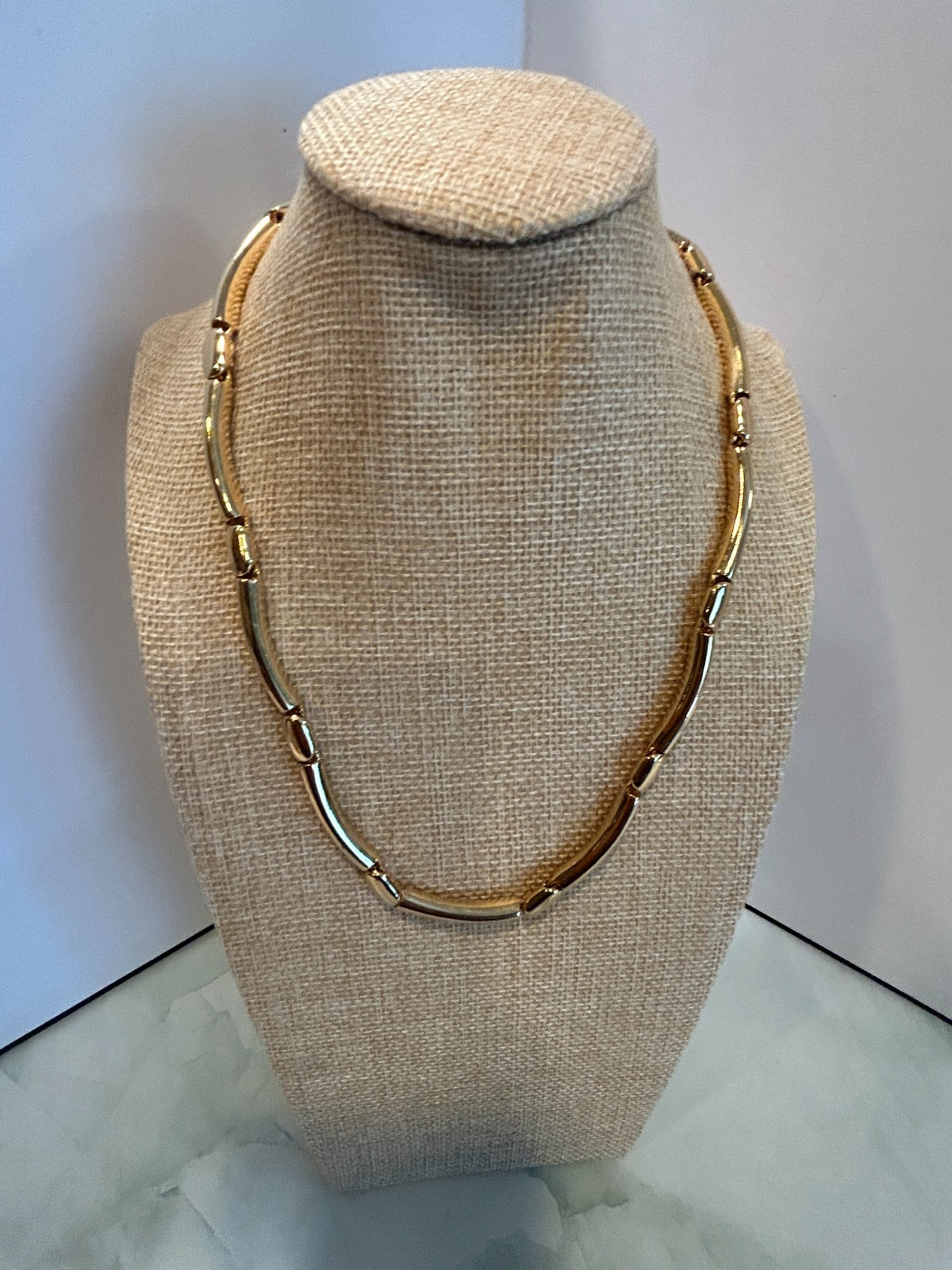 Beautiful Estate Finds, Good Quality Gold Tone Statement Necklace 17.5″