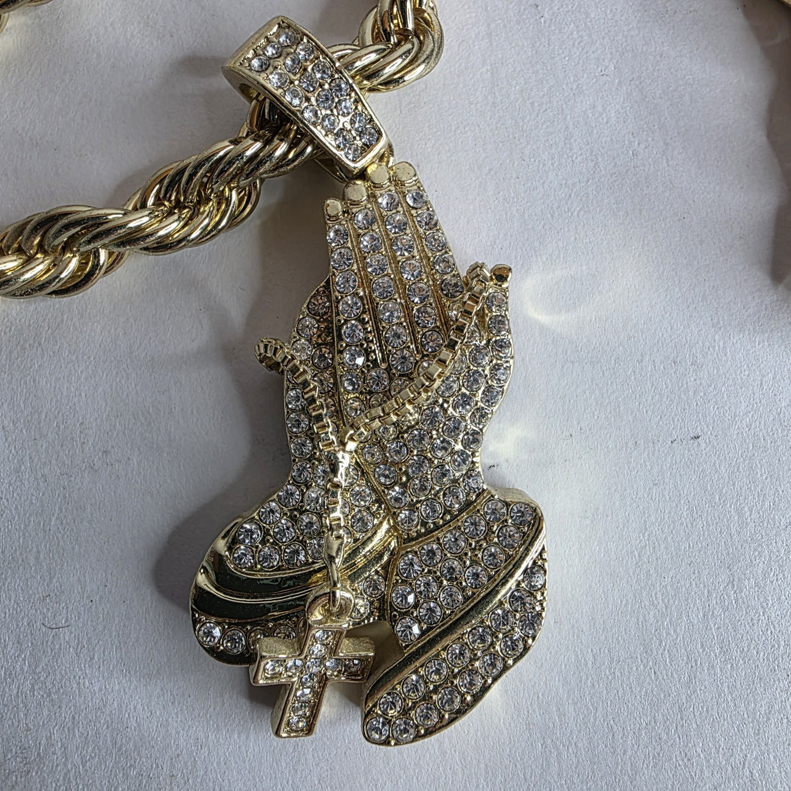 Praying Hands Iced Out Hip-hop 2″ Pendant CZ Gold Rope 22″ Chain