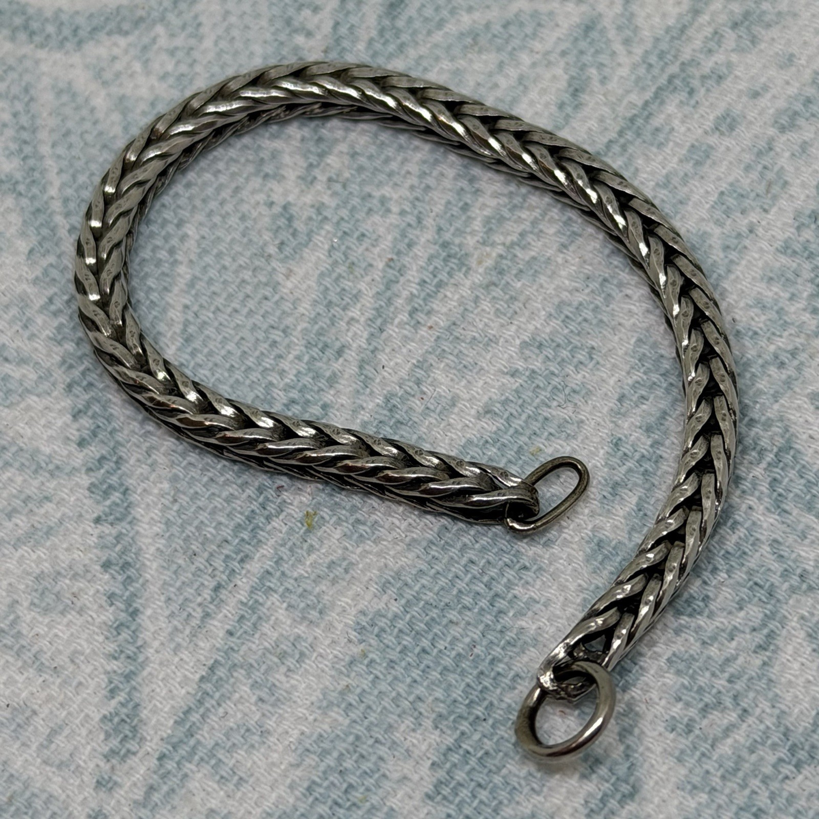 Authentic Trollbeads Bracelet 5.5 inch/14 cm (Actual length is 4.75 inch/12 cm)