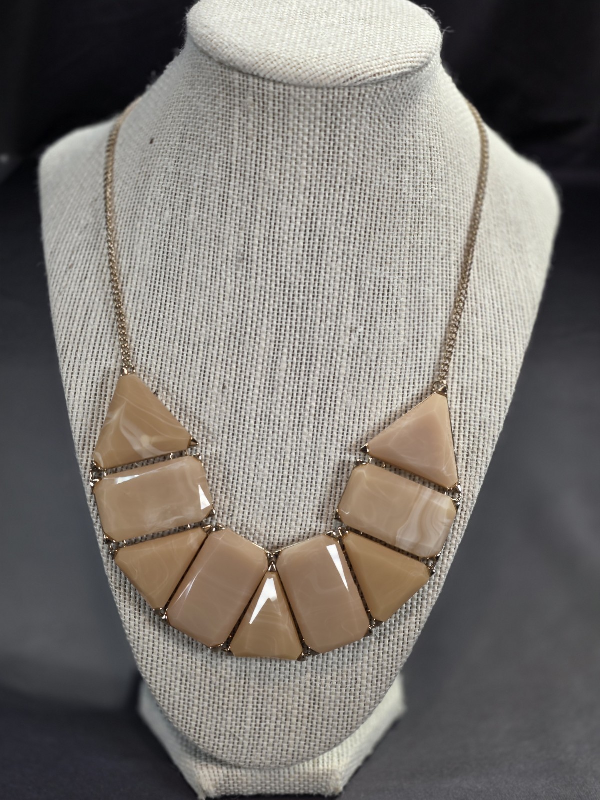 Geometric Beige Statement Necklace – Gold-Tone Chain | Neutral Resin Stone…