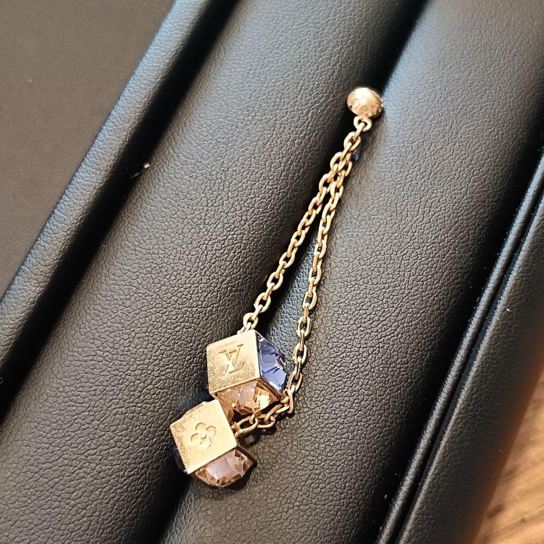 Louis Vuitton Earrings Single Ear No Catch No Accessories