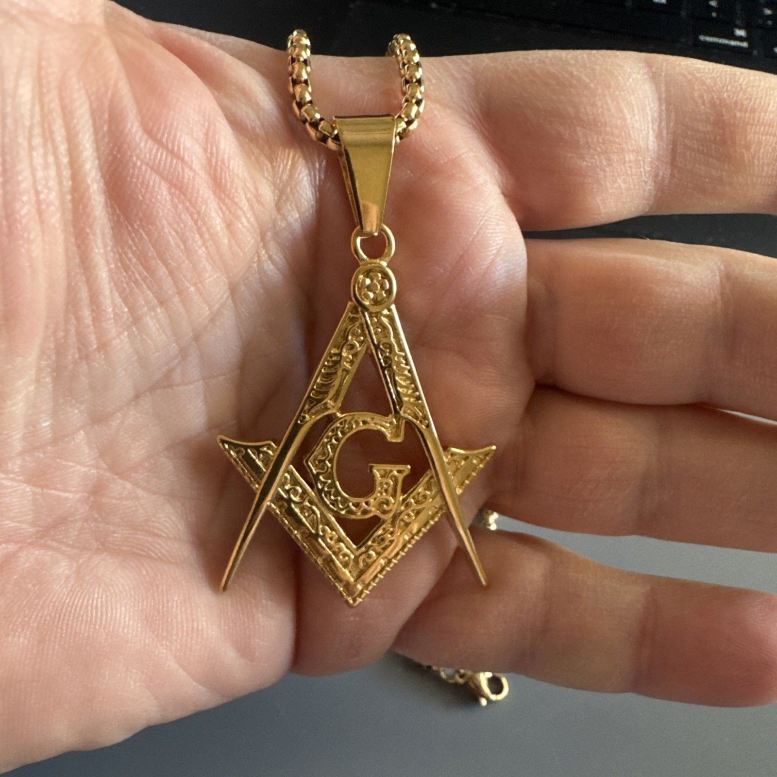 Men’s Free Mason Stainless Steel Freemason Symbol Masonic Pendant Chain Gold