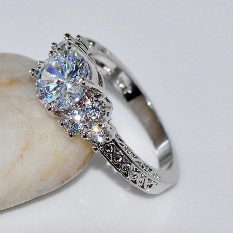 Women’s Crystal Inlaid Stainless Steel Cz Engagement Anniversary Ring Size 6-10