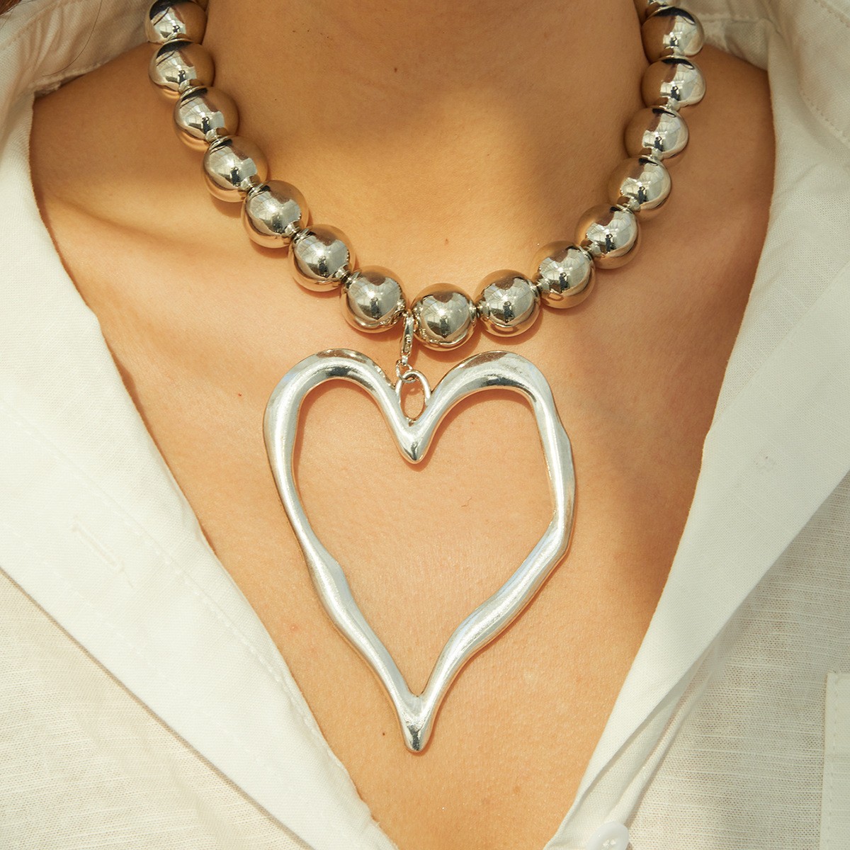 Chunky Silver Bead Necklace Irregular Open Heart Pendant Statement Jewelry 1Pc