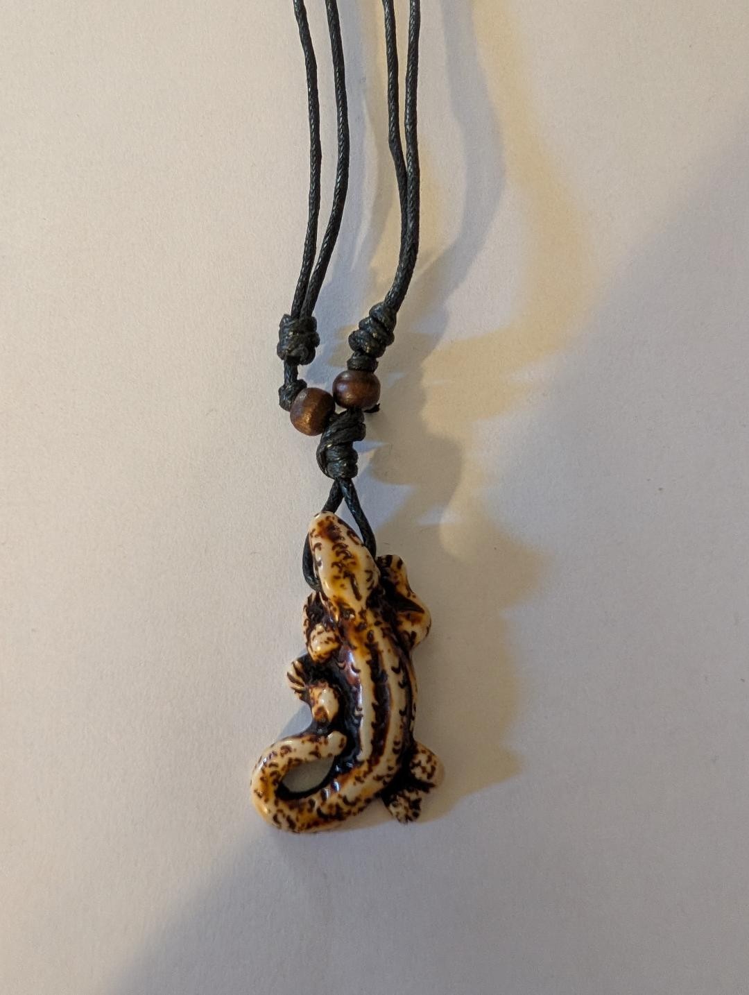 Brown Lizard Pendant Adjustable Cord Necklace Jewelry
