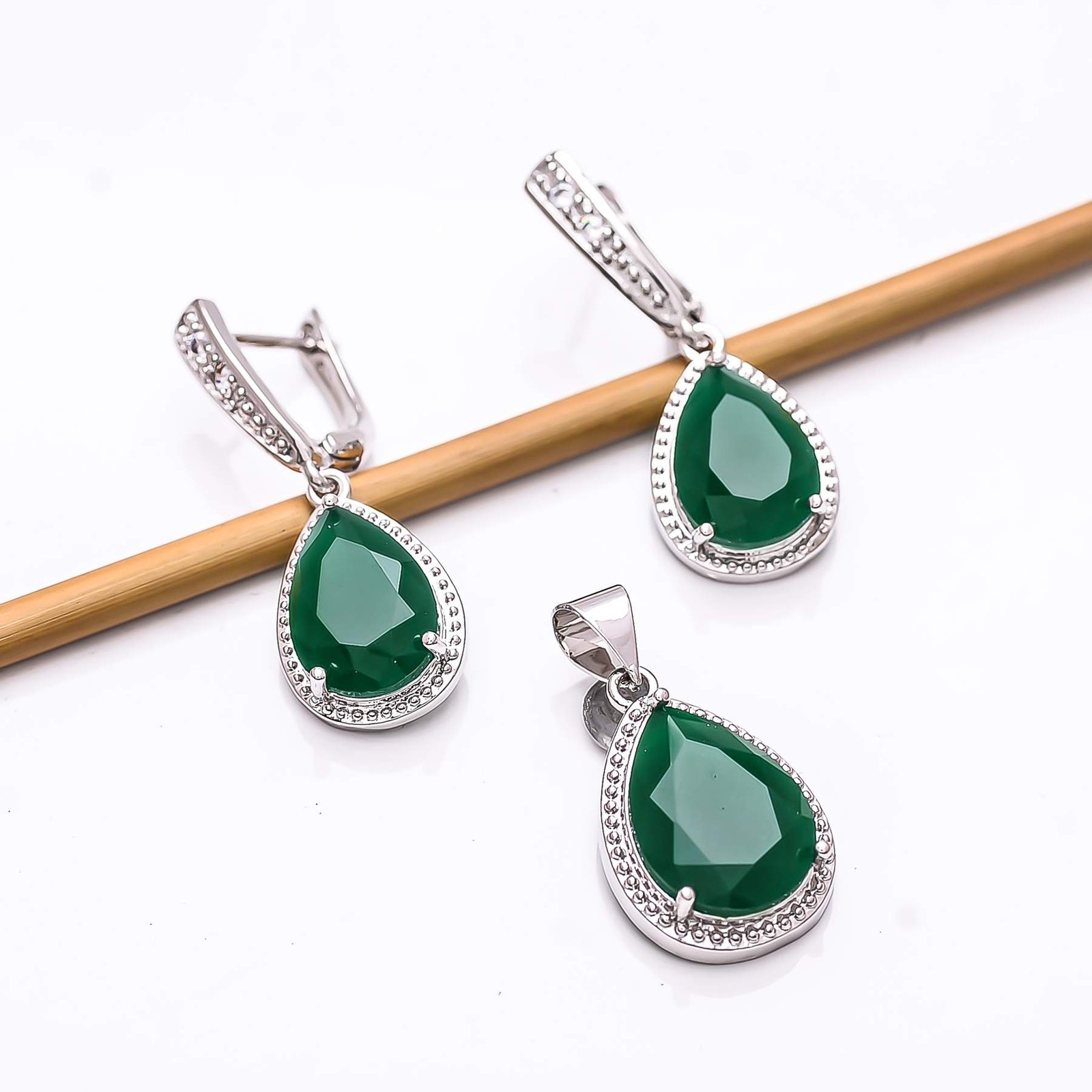 Emerald Simulated 925 Sterling Silver Pendant Earring Set PS8096, Christmas Gift