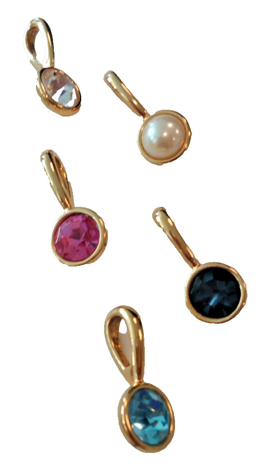 Nolan Miller Goldtone 23″ Chain Necklace Interchangeable -3 Frames & 5 Pendants