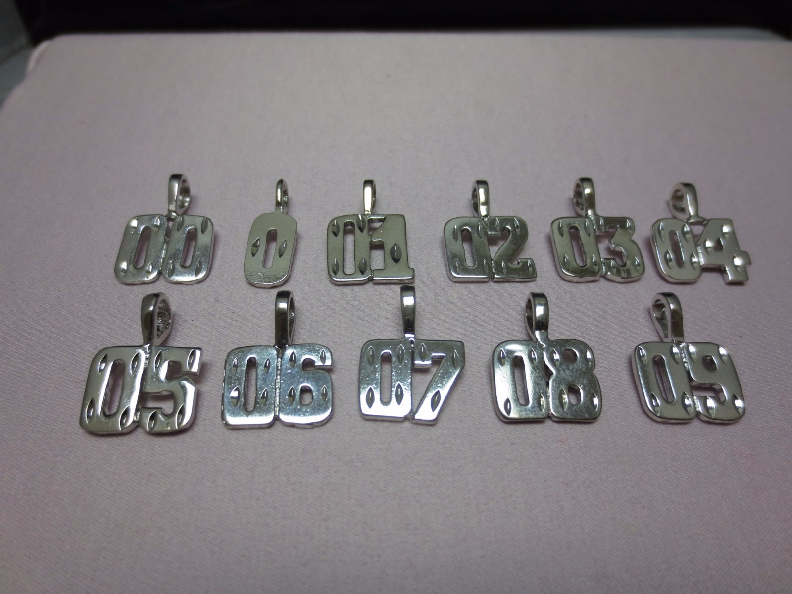 14KT WHITE GOLD EP NUMBERS 0,01,02,03,04,05,06,07,08,09,00 PENDANT CHARM