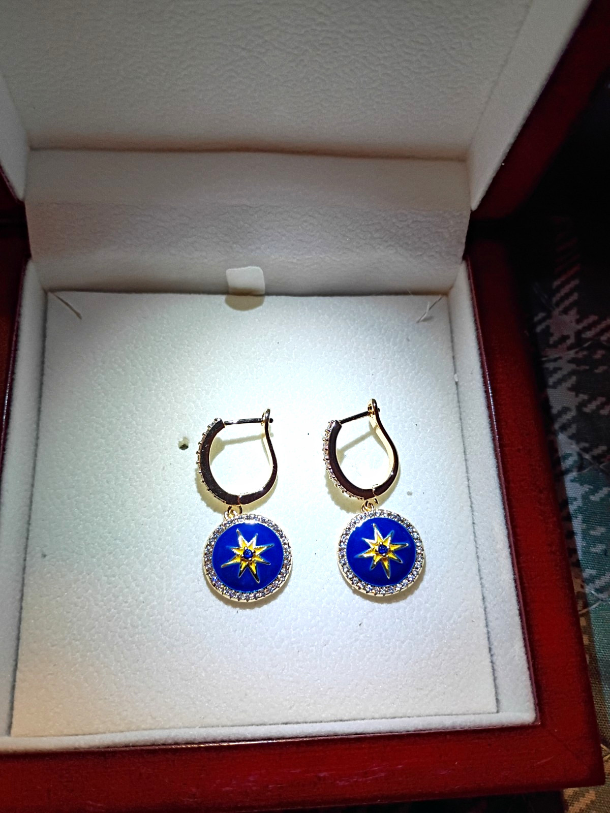 Gold Tone Blue Enamel Starburst Celestial Dangle Earrings Leverback Closure