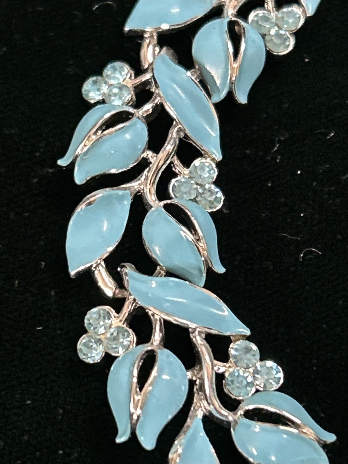 LISNER Aqua Blue Enamel Leaf Choker Necklace Rhinestone Silver Tone