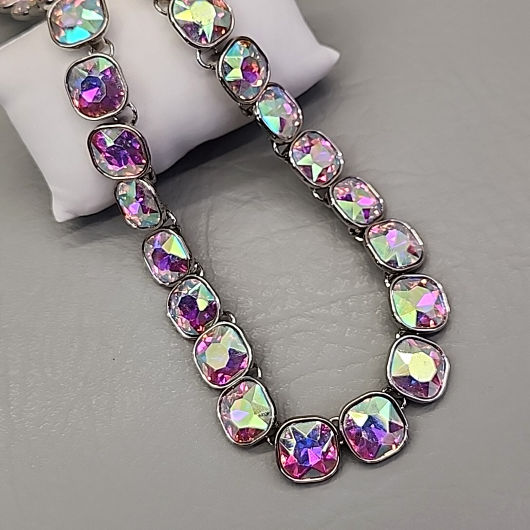 Glass Beaded Necklace Aurora Borealis Rounded Square Links JTV 19.5″