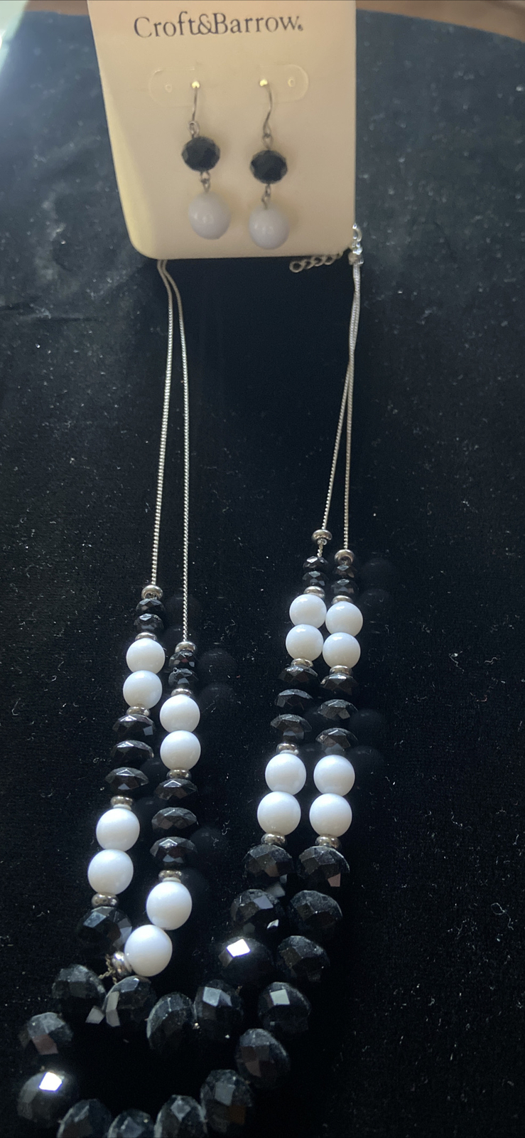 Croft and Barrow Beaded Necklace and Earring Set Fashion Jewelry New