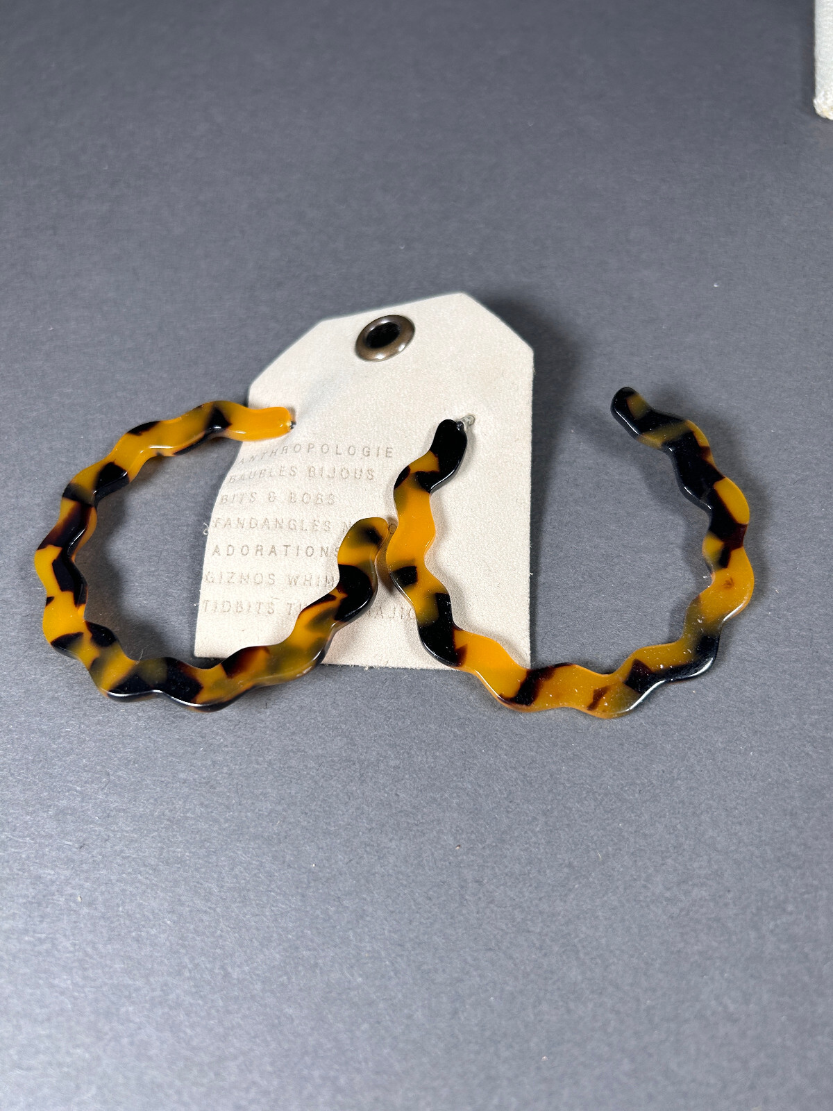 EARRINGS HOOPS ANTHROPOLOGIE SCALLOPED TORTOISE COLOR POST M/L NWT $38