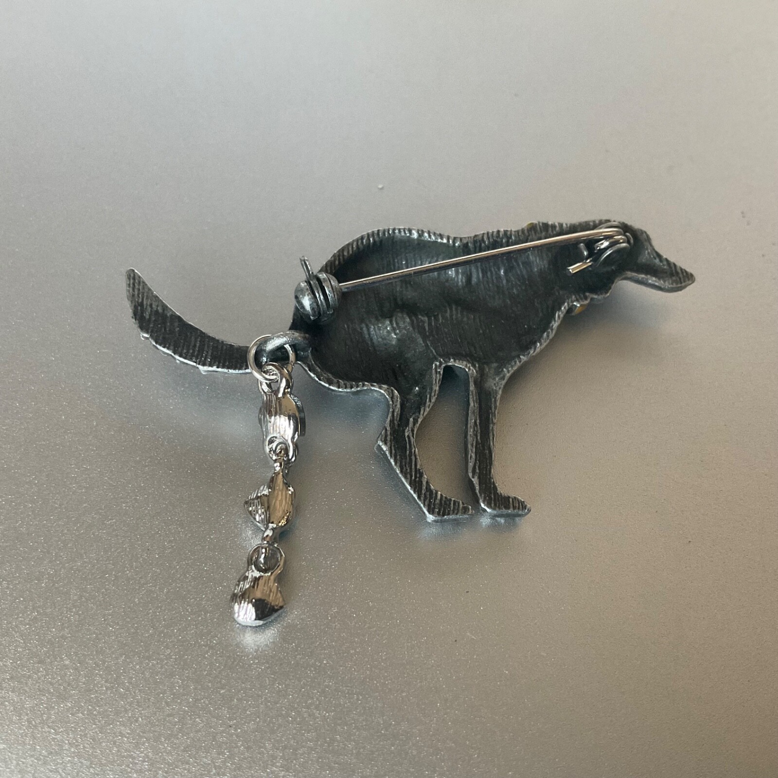 Novelty Labrador Dog Pooping Pin Silver Tone with Blue Rhinestone Hearts