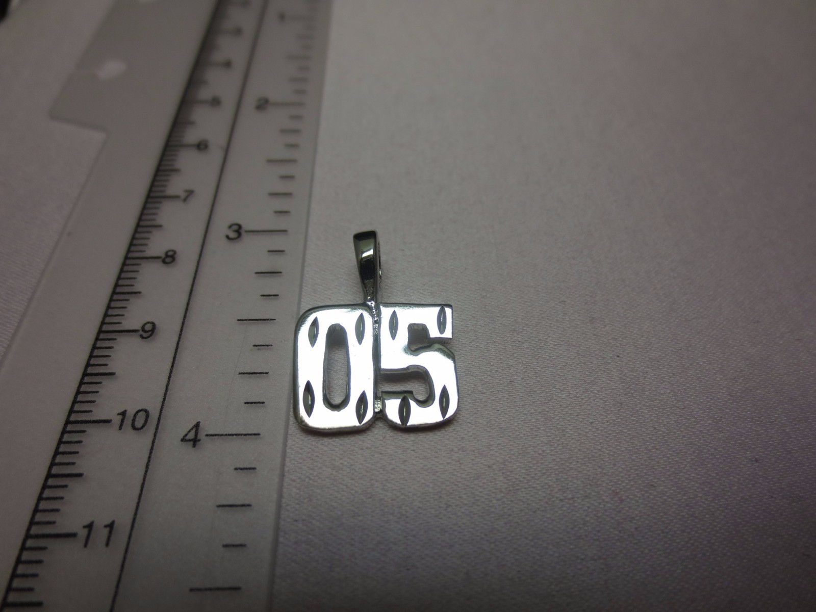 14KT WHITE GOLD EP NUMBERS 0,01,02,03,04,05,06,07,08,09,00 PENDANT CHARM