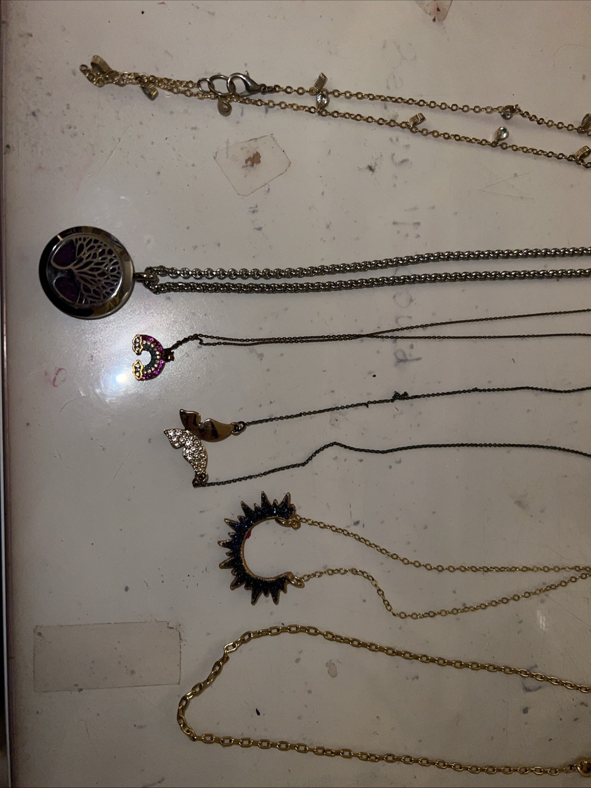 NECKLACE LOT EVERYTHING IN PICTURES (SOME HANDMADE)