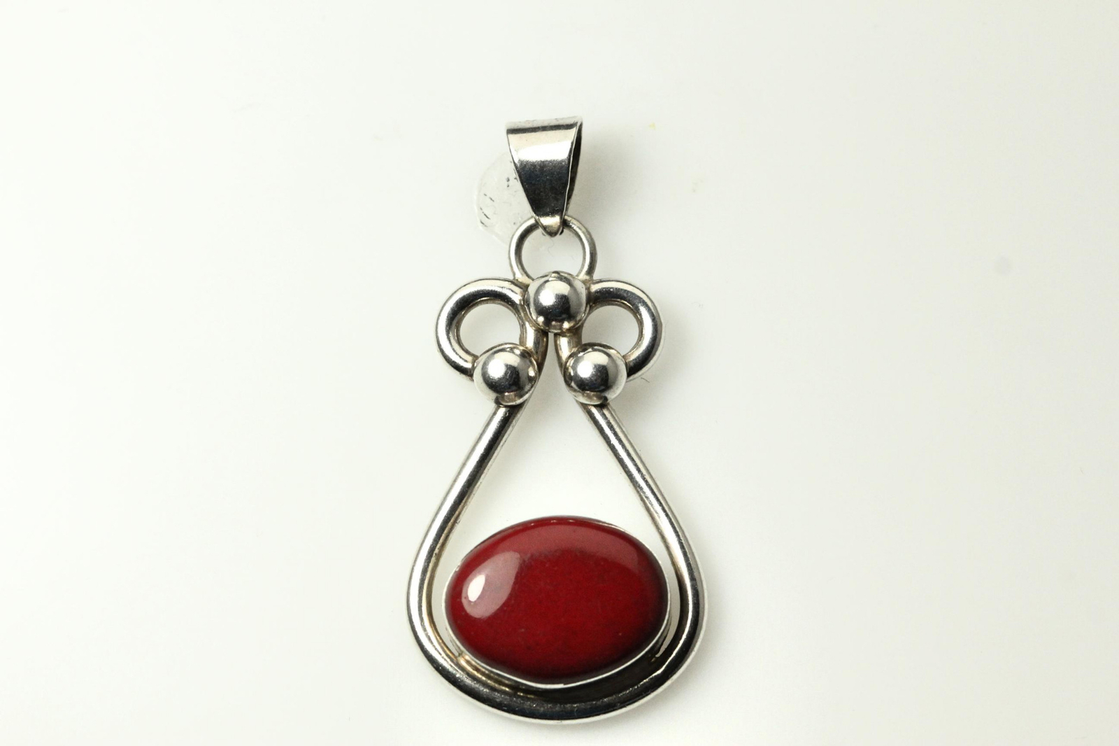 925 Sterling Silver Oval Red Carnelian Stone Pendant 13.3 Grams (PEN6298)