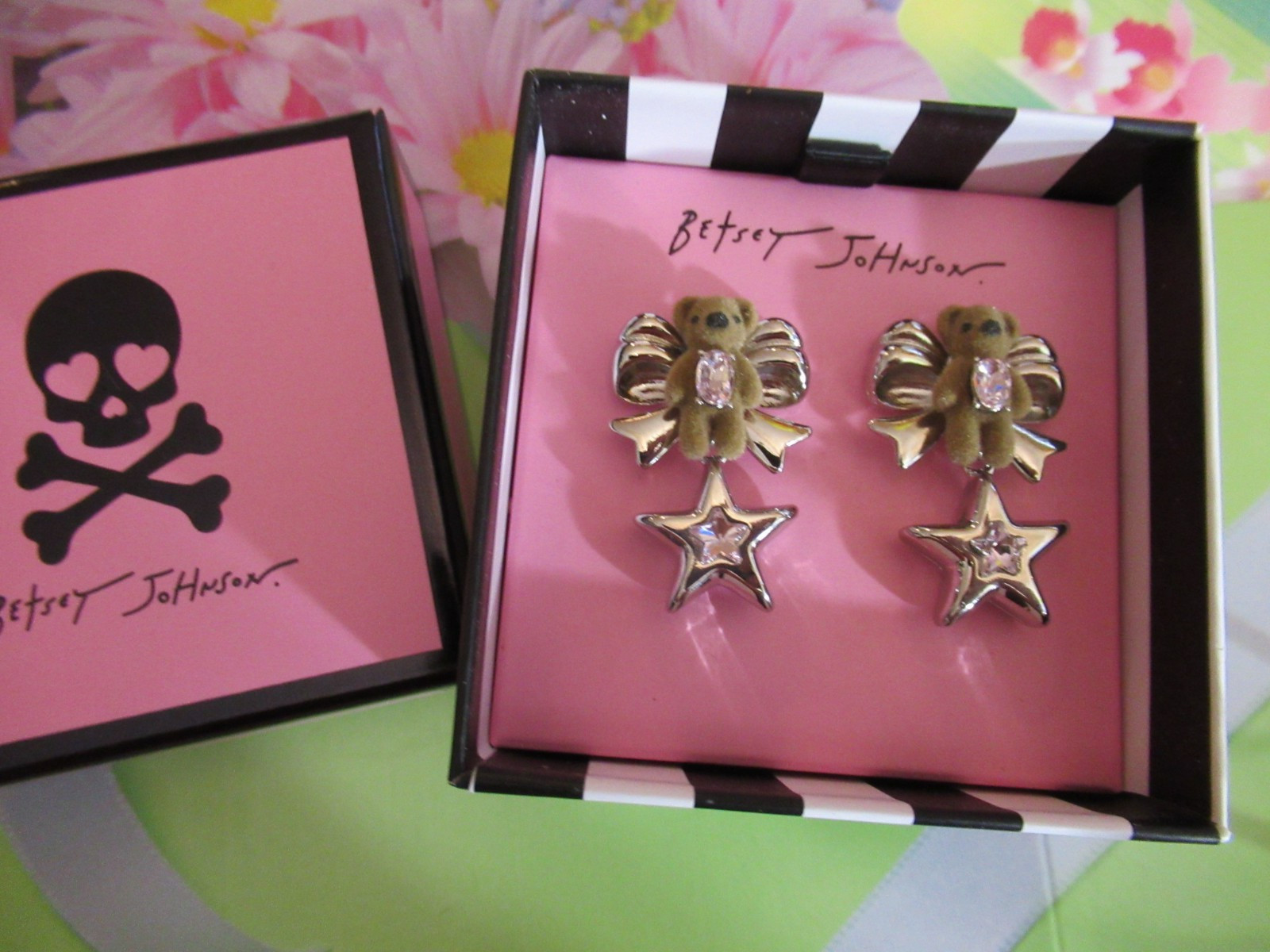 Betsey Johnson Authentic Felted Teddy Bear Star Drop Earrings NIB
