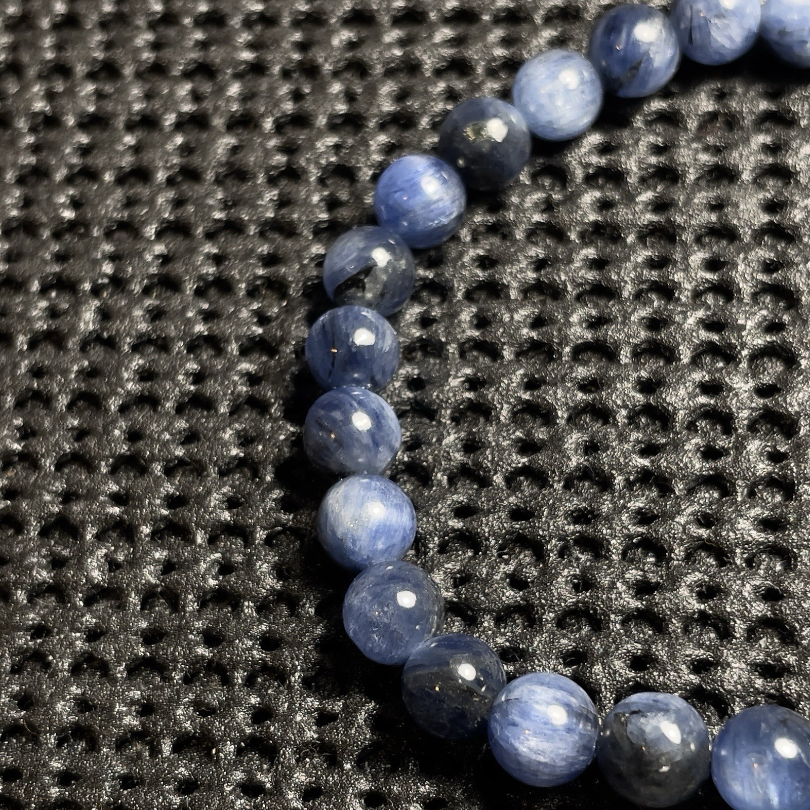 Natural Quality Devil Kyanite 6mm Minimalist Stretch Bracelet Men Women Gift