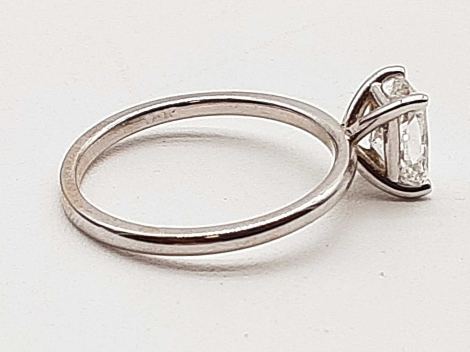 1.11 Carat Cushion Lab Grown Diamond 14k Wg 2.1g Ring Size 6.5 Do0326rrxde