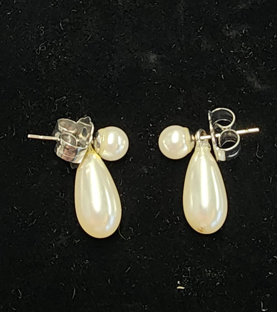 Shop LC White Shell Pearl Drop Stainless Steel Earrings 21mm