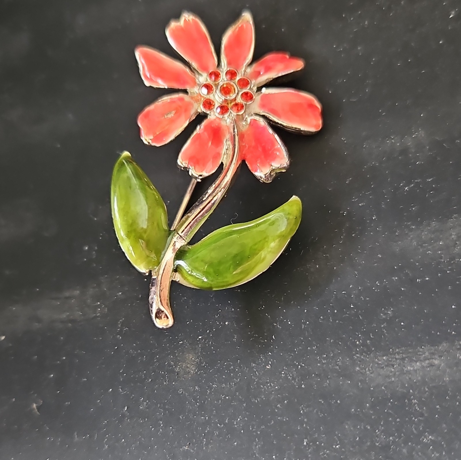 TC marked. Pink & Green. Tiny Red Stones. Enamel Flower Brooch Pin, Silver,