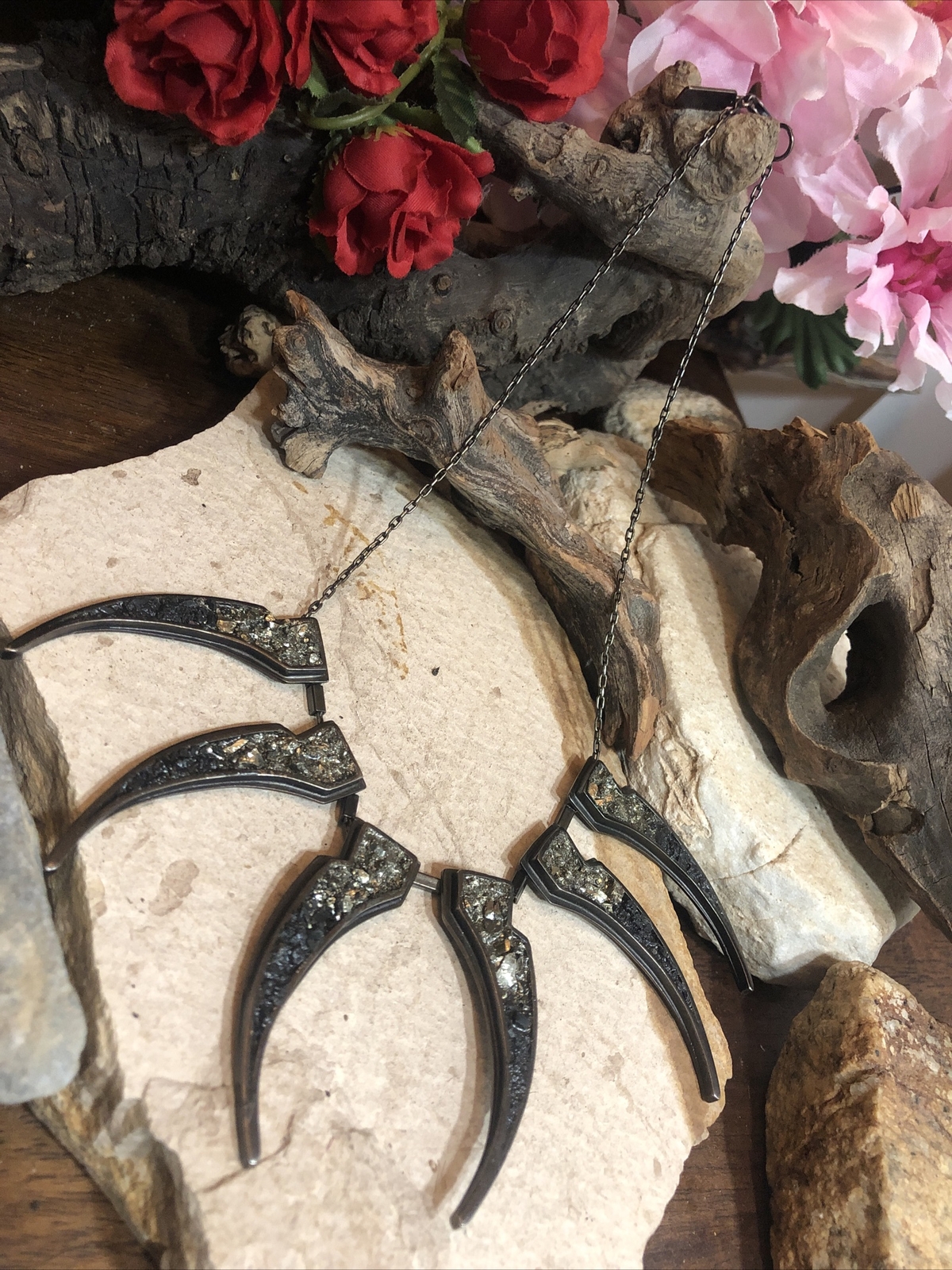 LADY GREY Sterling 925 Lobster Clasp Black Druzy Stone Claw Collar Necklace 16″