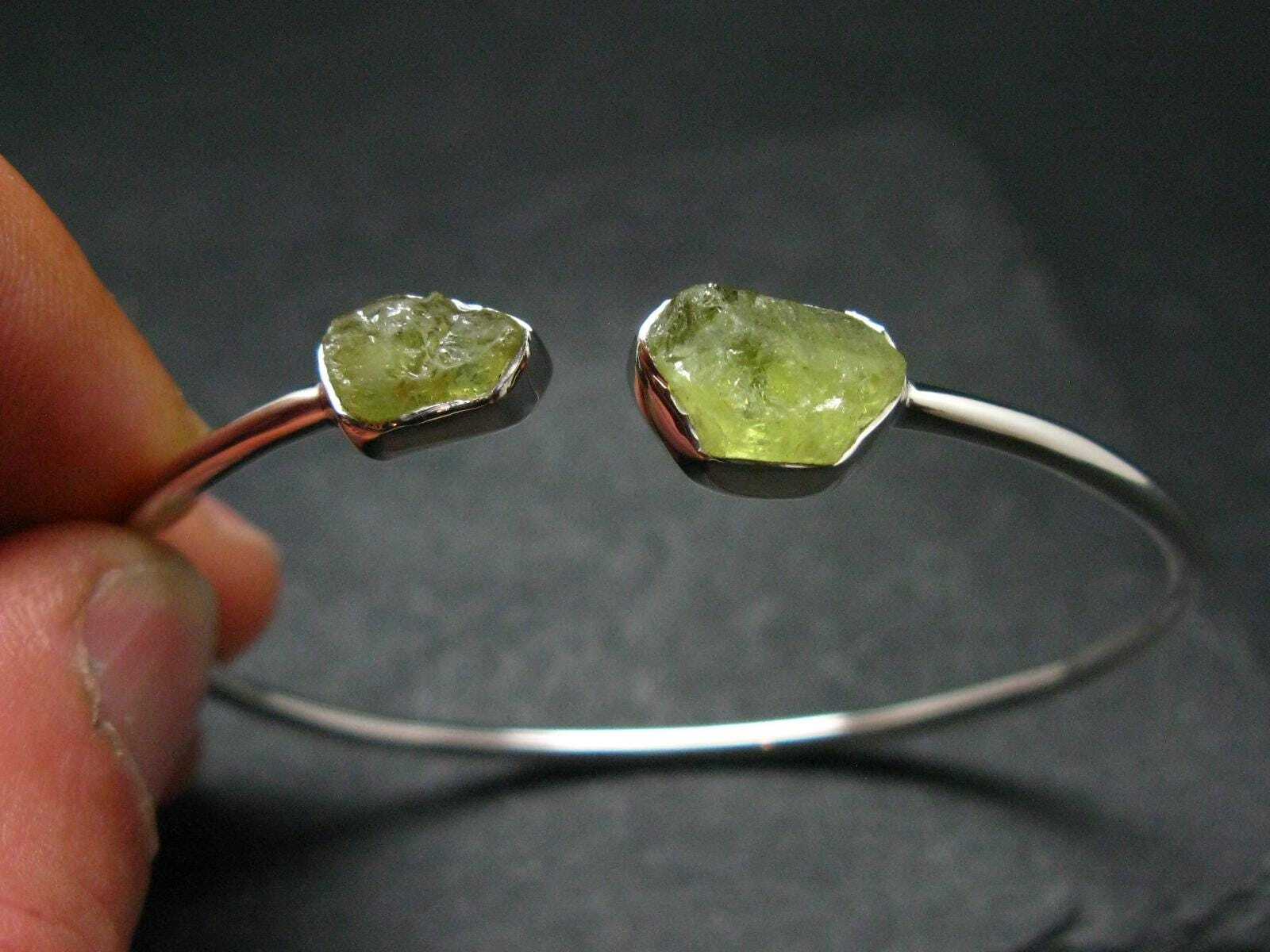 Chrysoberyl Silver Twister Bracelet From Brazil – 5.26 Grams – Adjustable length