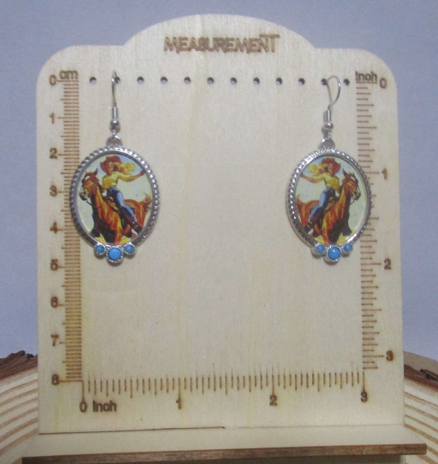 Retro look western women’s cowgirl and horse earrings