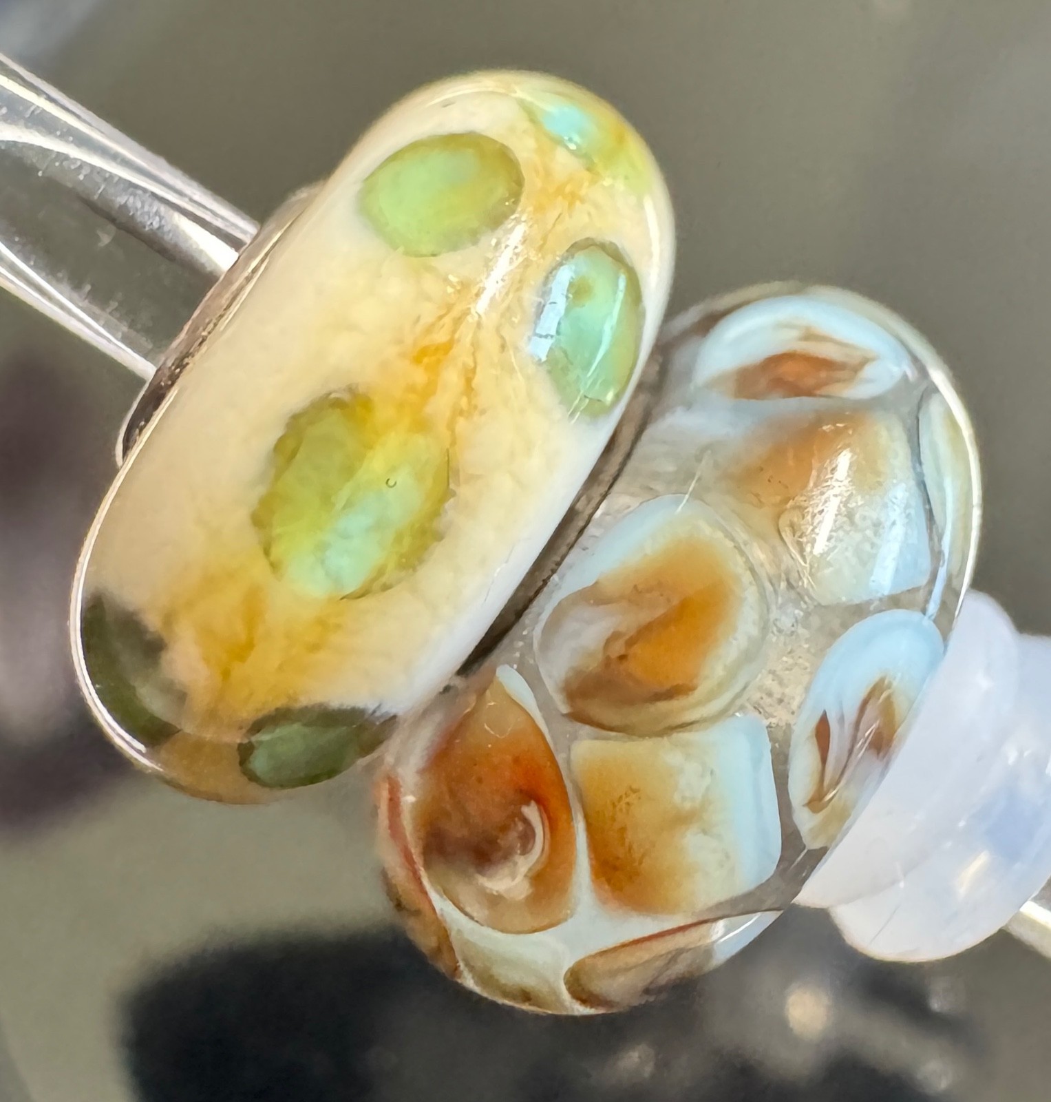 (SET OF 2) Trollbeads FUR DOT TGLBE-10288 & RARE GREEN DOT TGLBE-10305