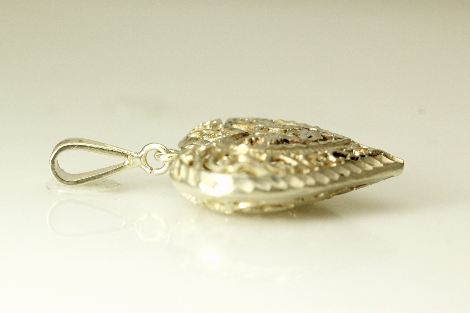 925 Sterling Silver Puffy Filigree Heart Pendant 10.1 Grams (PEN7453)