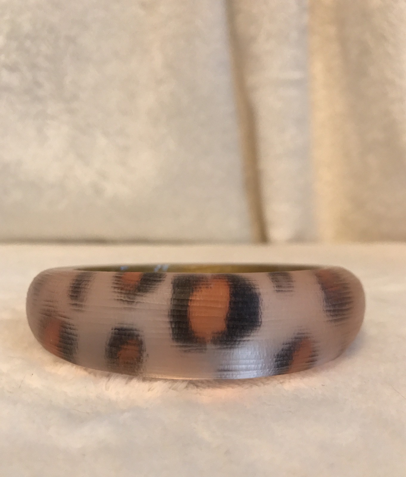 ALEXIS BITTAR Wide Pink Orange Black Leopard LUCITE Tapered Bangle Bracelet