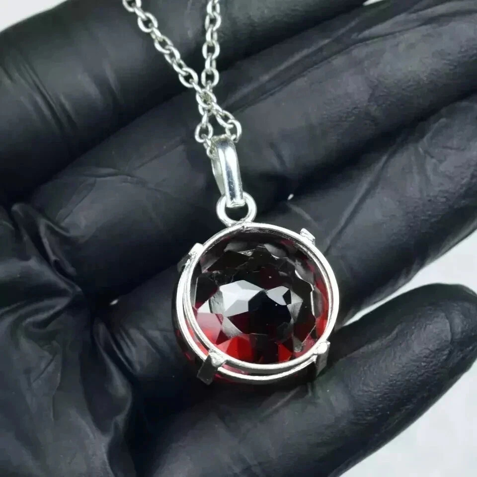 Natural Exquisite Red ZIrcon 925 Solid Silver Round Cut 97 Ct Pendant Gemstone