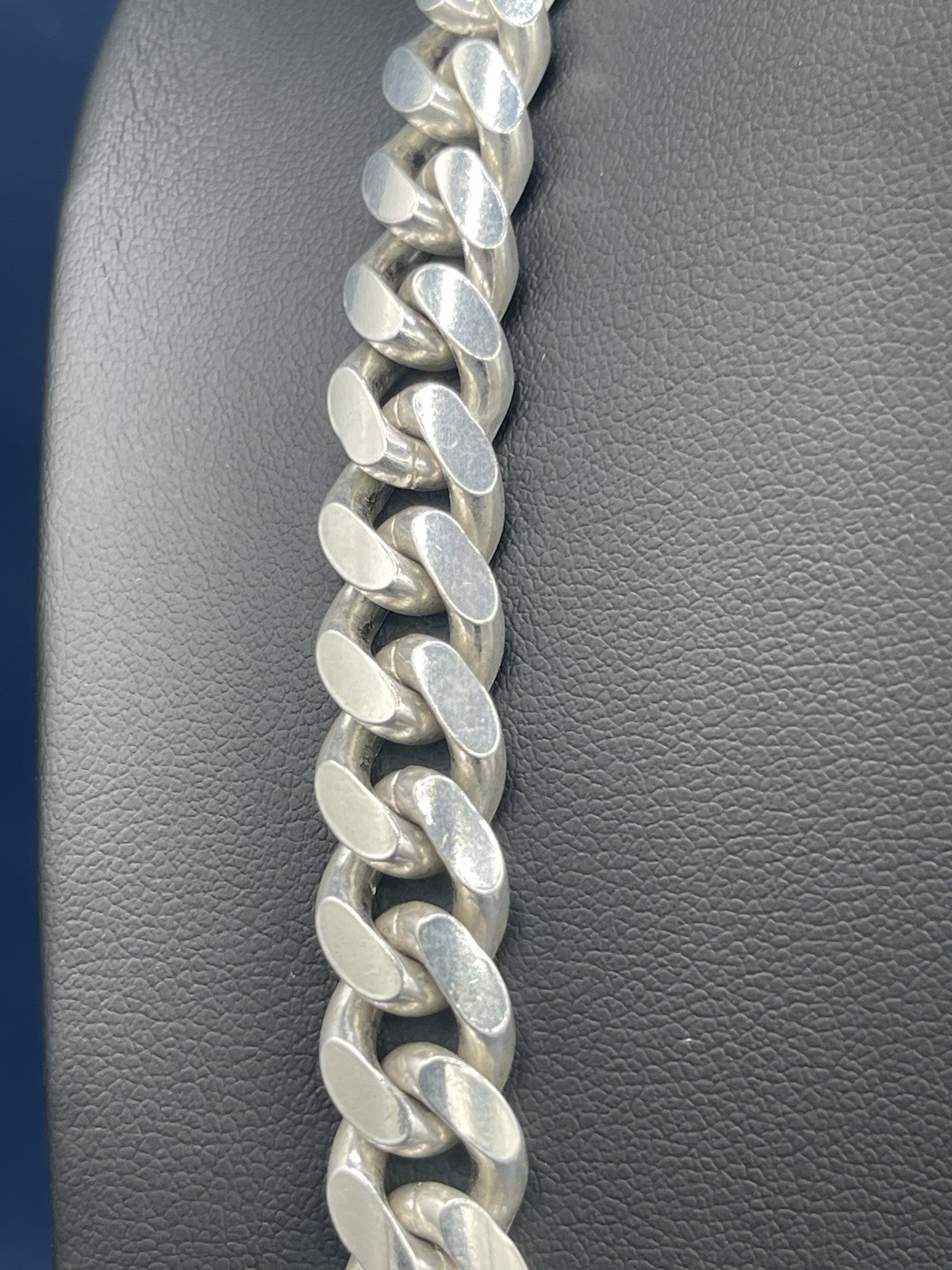 Sterling Silver 925 Italian 24 in Cuban Link Chain 9.5 MM, 122.6 Grams