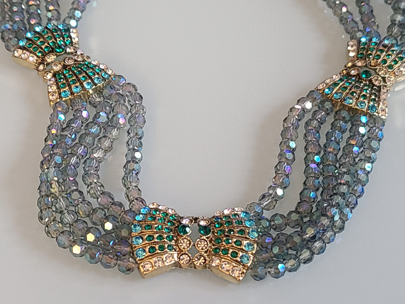 FAB DESIGNER UNSIGNED 5 STRAND CRYSTAL BIB AURORA BOREALIS BOW NECKLACE WOWSER