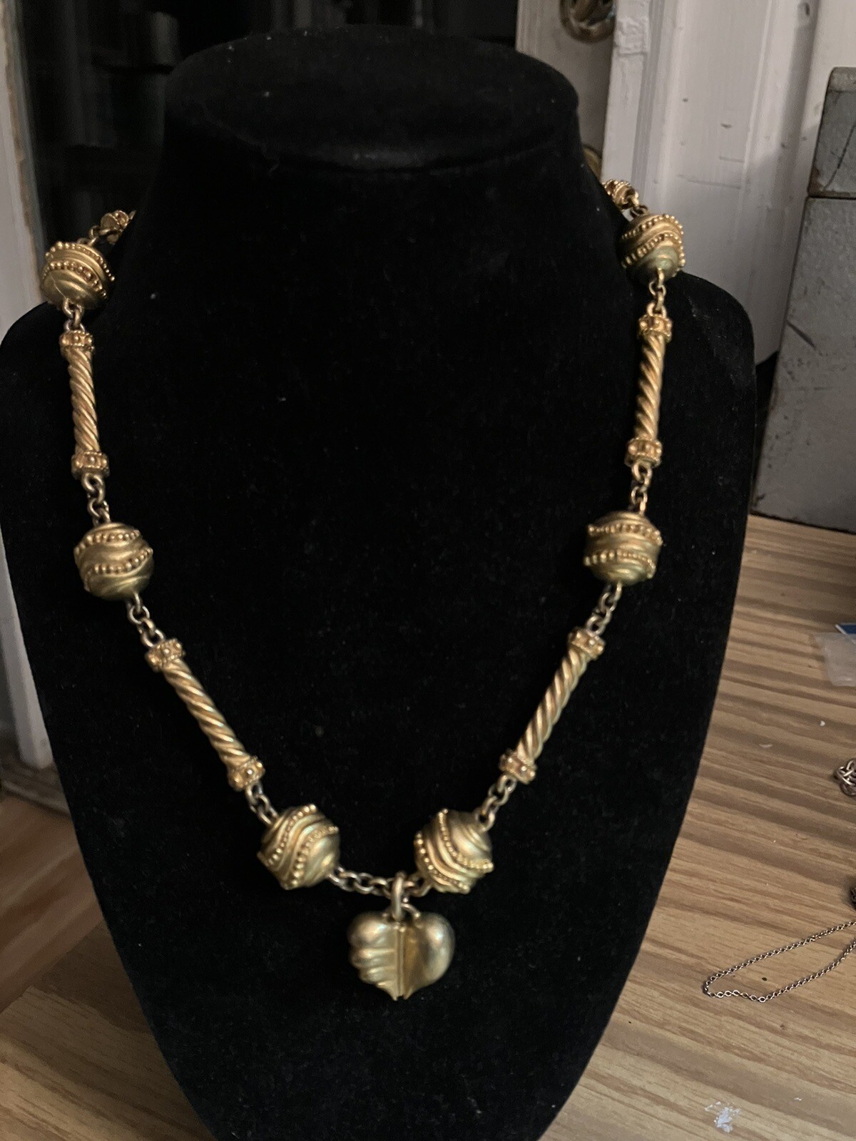 Linda Levinson Heart Motif Gold Toned Necklace