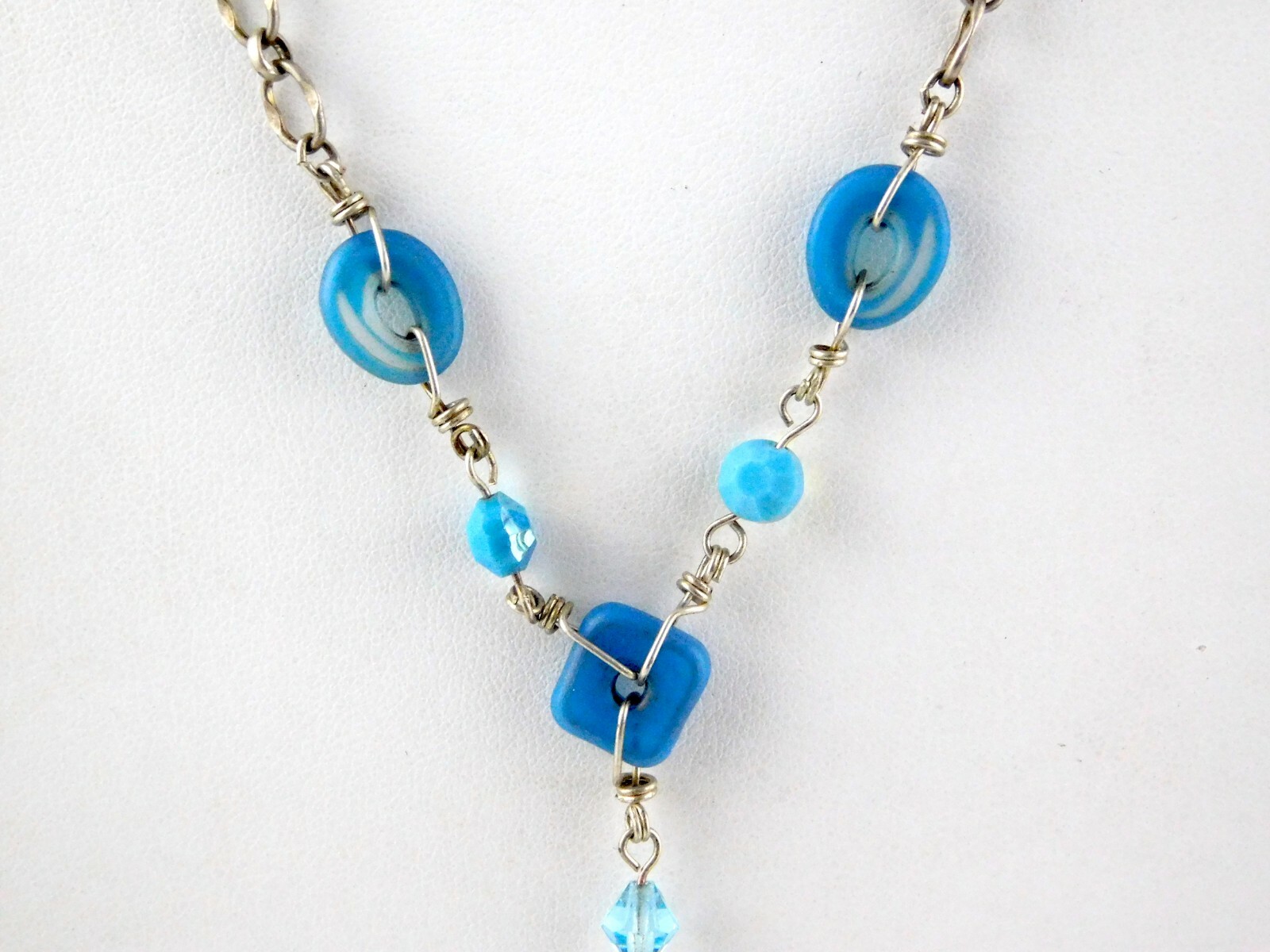 Silver Tone Metal and Art Glass Beaded Pendant Necklace Hook Clasp 17.5 Inches