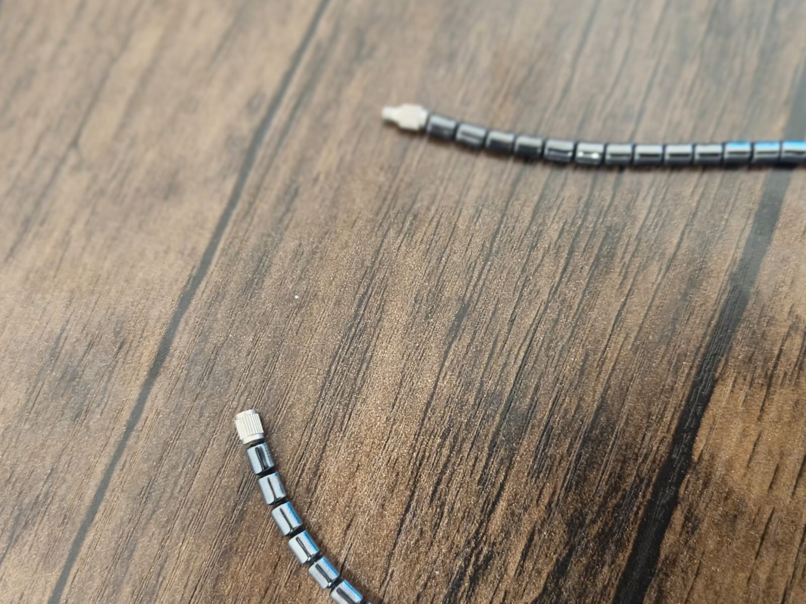 Modern Elegant Bead Necklace Unique Blue and Metallic Design for Daily Wear