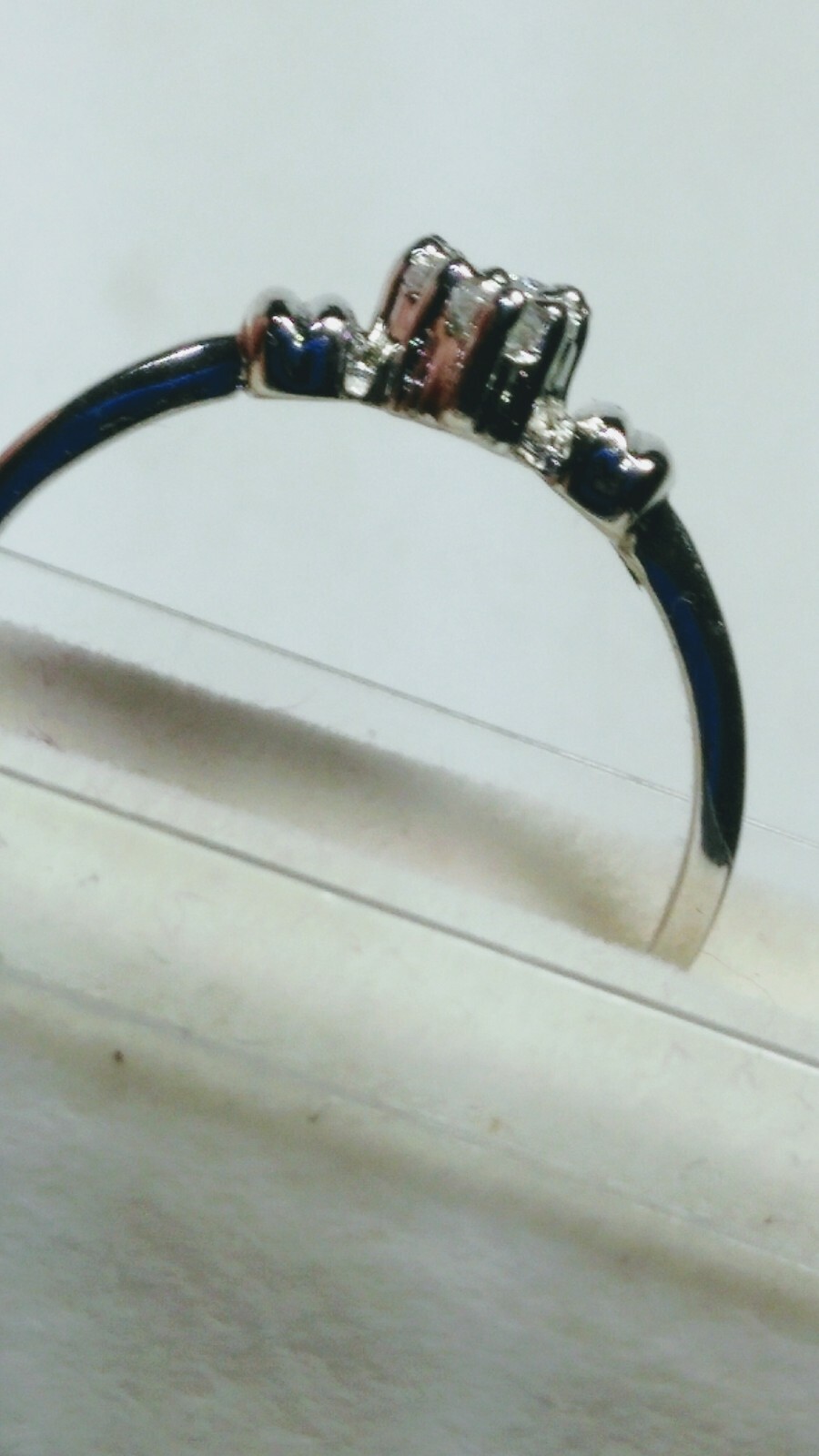 CUTE DESIGNER CZs SET RING IN STERLING SILVER.925 RING SIZE 7.0!