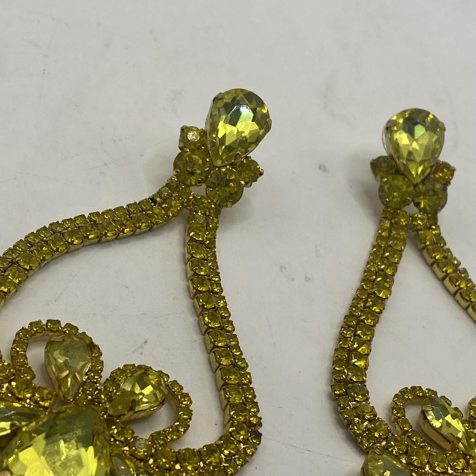Gold Tone Yellow Rhinestone Chandelier Earrings Womens 3.5 In Prom Jewelry