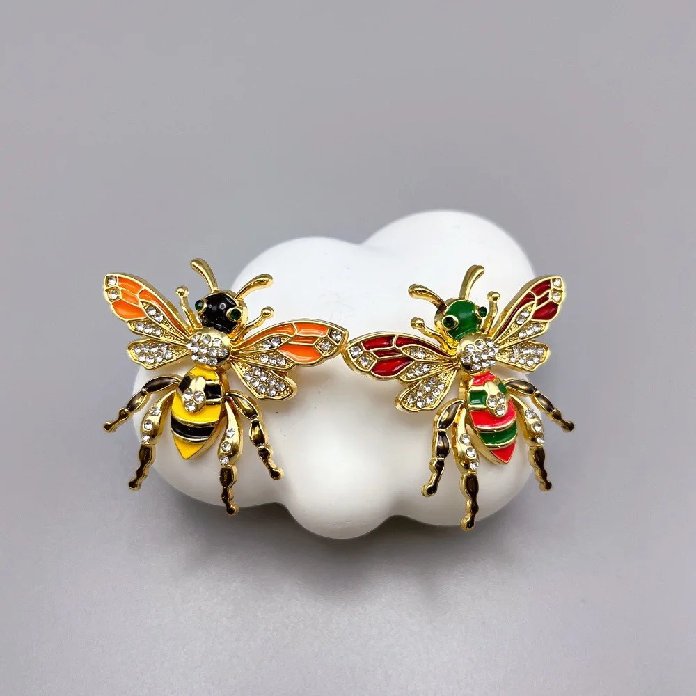 Delicate Cute Bee Brooch Fashion Insects Clothing Accessories Corsage Gift