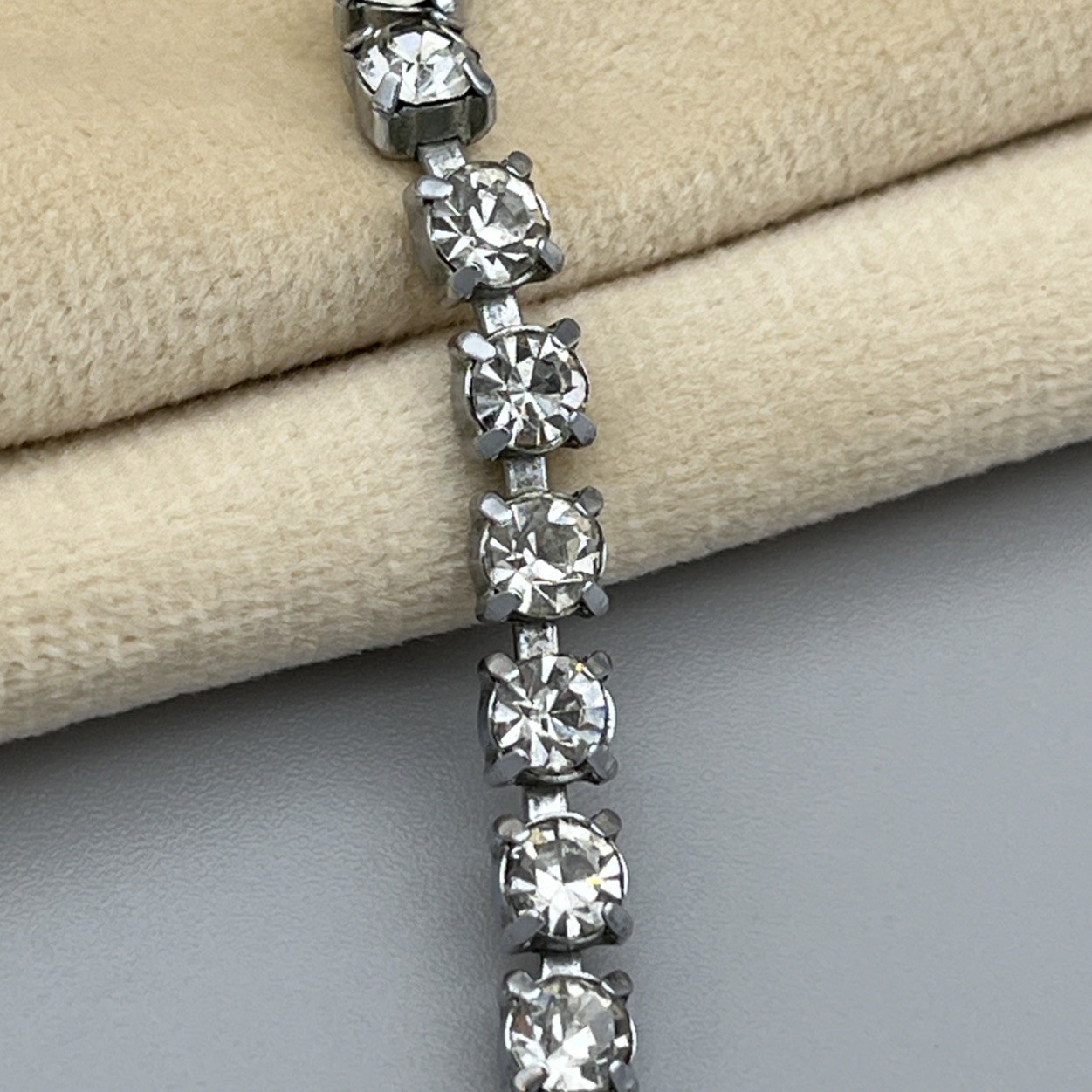 Vintage Rhinestone Statement Necklace Silver Tone 40cm 1950s Glamour Classic